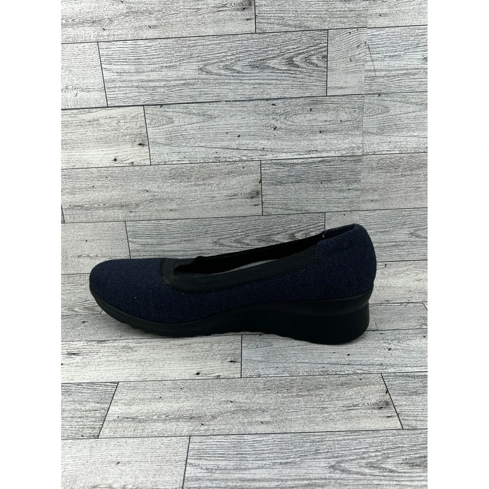 Clarks Cloudsteppers Women Sz 8M‎ Navy Blue Denim Wedge Pumps Cushion Soft Shoes